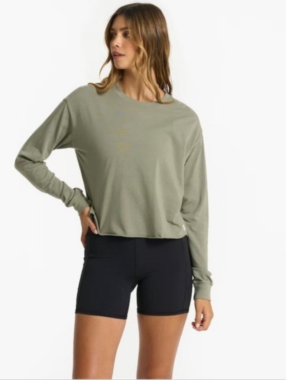 Vuori Long Sleeve Cropped Shirt